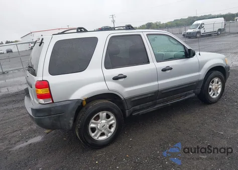 2003 Ford Escape Xlt from USA, damaged, VIN 1FMYU93113KD47809